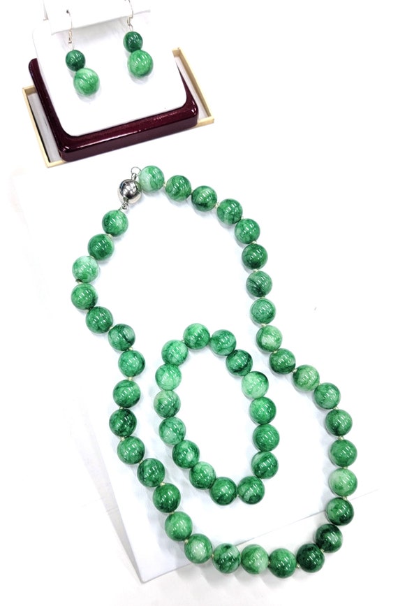 Vintage Green Jade Jewelry Bead Set