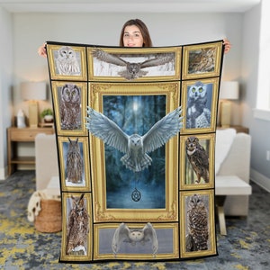 Cute Owl Christmas Throw Blanket, White Owl Halloween Quilt Blanket, Bird Watching Blanket, Wizard Owl Blanket, Wildlife Blanket