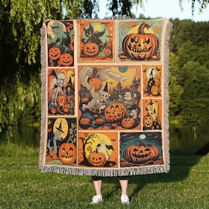 Vintage Spooky Season Pumpkin Halloween Woven Blanket, Retro Jack-o&#39;-lantern Woven Tapestry, Halloween watching movie, Halloween Wall decor