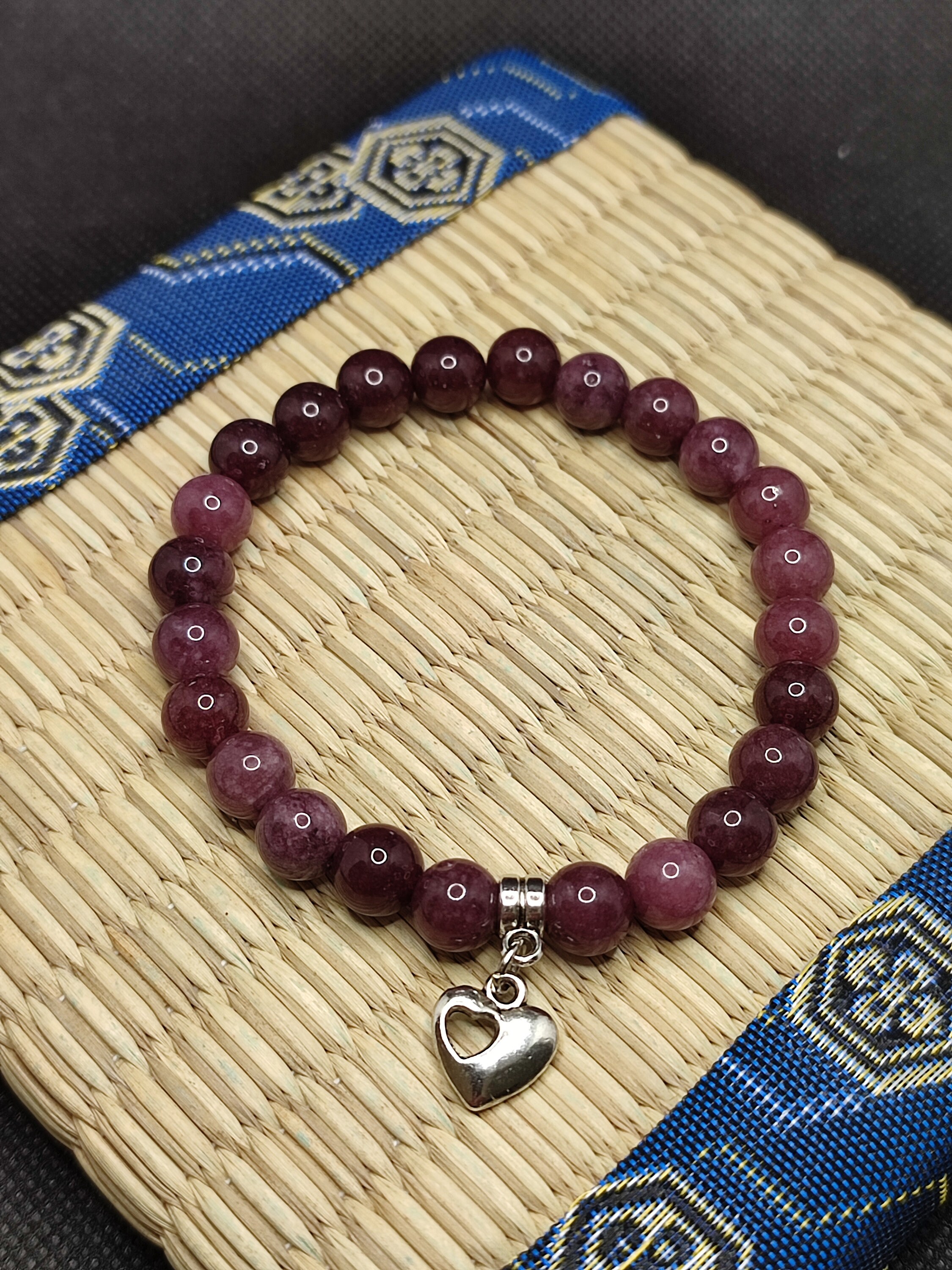 lepidolite bracelet, bracelet for sleep, soothing and anti-stress stone, gray heart