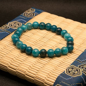 blue apatite bracelet handmade in 8 mm natural beads, genuine semi-precious stones, men, women