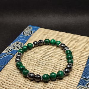 malachite hematite bracelet, pain relief bracelet, cogwheel