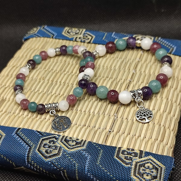 Menopause and hot flash bracelet in amethyst, chalcedony, lepidolite and moonstone. Menopause stone.