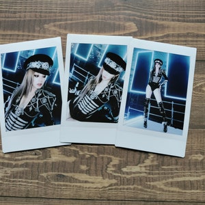G-Idle Yuqi Instant Photos