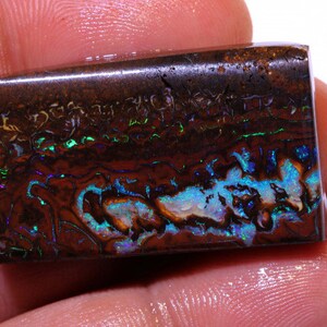 Boulder Koroit Opal Pre Shaped Rub . Australian Opal rough