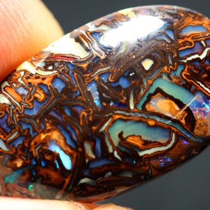 11 cts Koroit Boulder Opal Polierter Stein AOH-2539