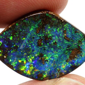 Natural Fiery Australian Opal Polished Boulder Opal Pendant Ring Cabochon Stone AOH-3223