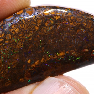 Natural Australian Opal Rough Raw Koroit Boulder Opal Rough Gemstone DO-1570