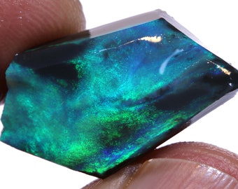 Natürlicher australischer Edelstein Mehrfarbiger Lightning Ridge Black Opal Rough DO-3355