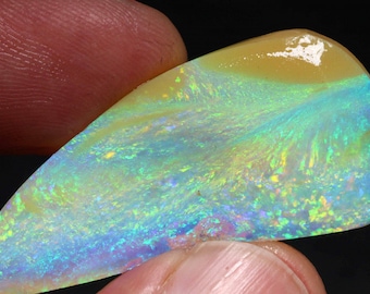Natural Gem Fire Australian Boulder Pipe Crystal Opal Raw Rough DO-4155