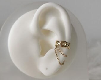 Ear Cuff dorée en acier inoxydable • Bague d'oreille • Idée cadeau de Noël • Bijoux femmes • Cadeau anniversaire • Modèle Tania