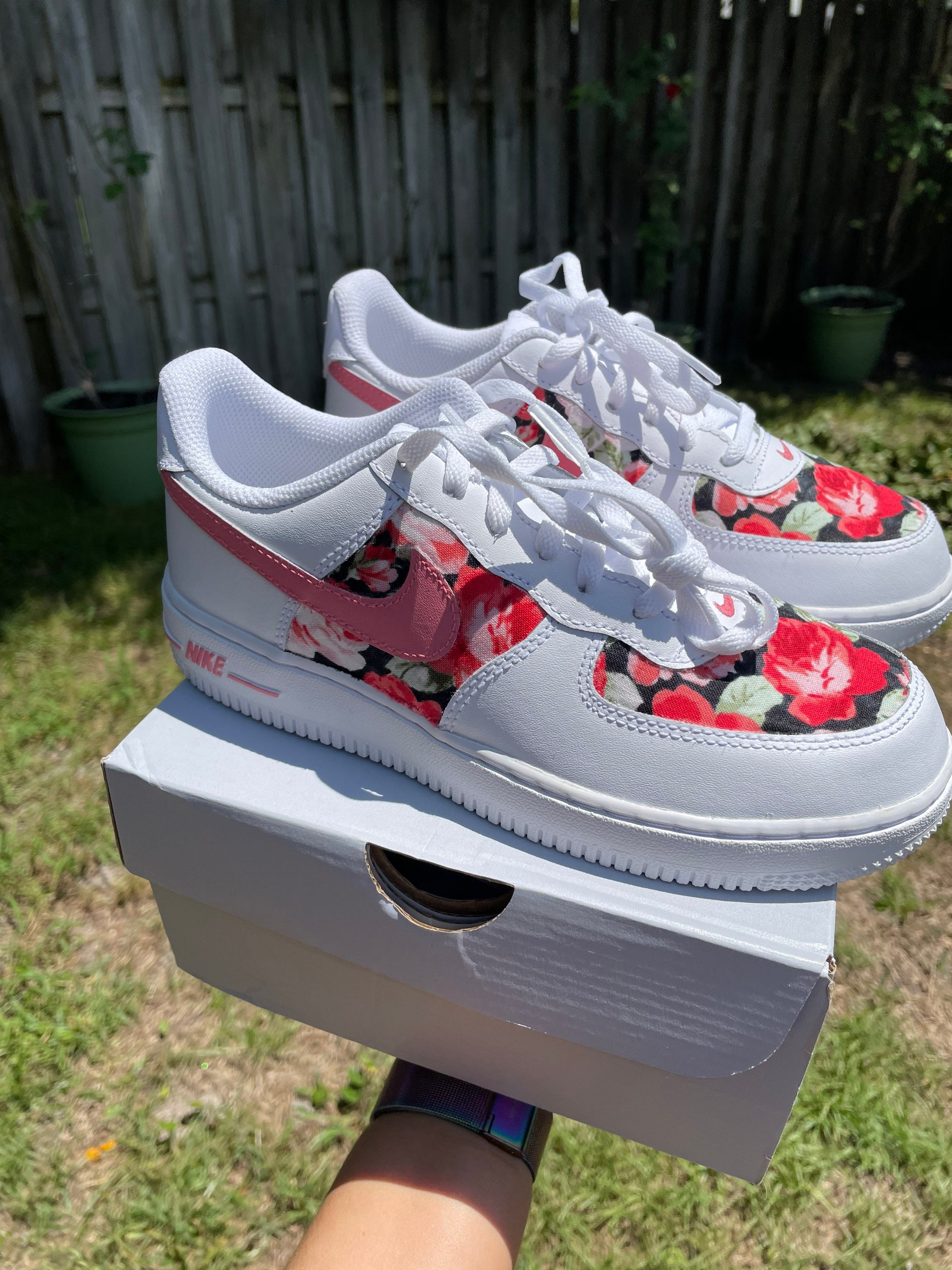 Air Force 1 Custom Half Rose Red Flower Floral Painted Shoes All-Sizes –  Rose Customs, Air Force 1 Custom Shoes Sneakers Design Your Own AF1