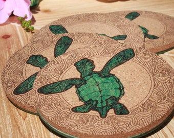 Juego de posavasos de tortuga marina pintados a mano – Corcho y madera grabados