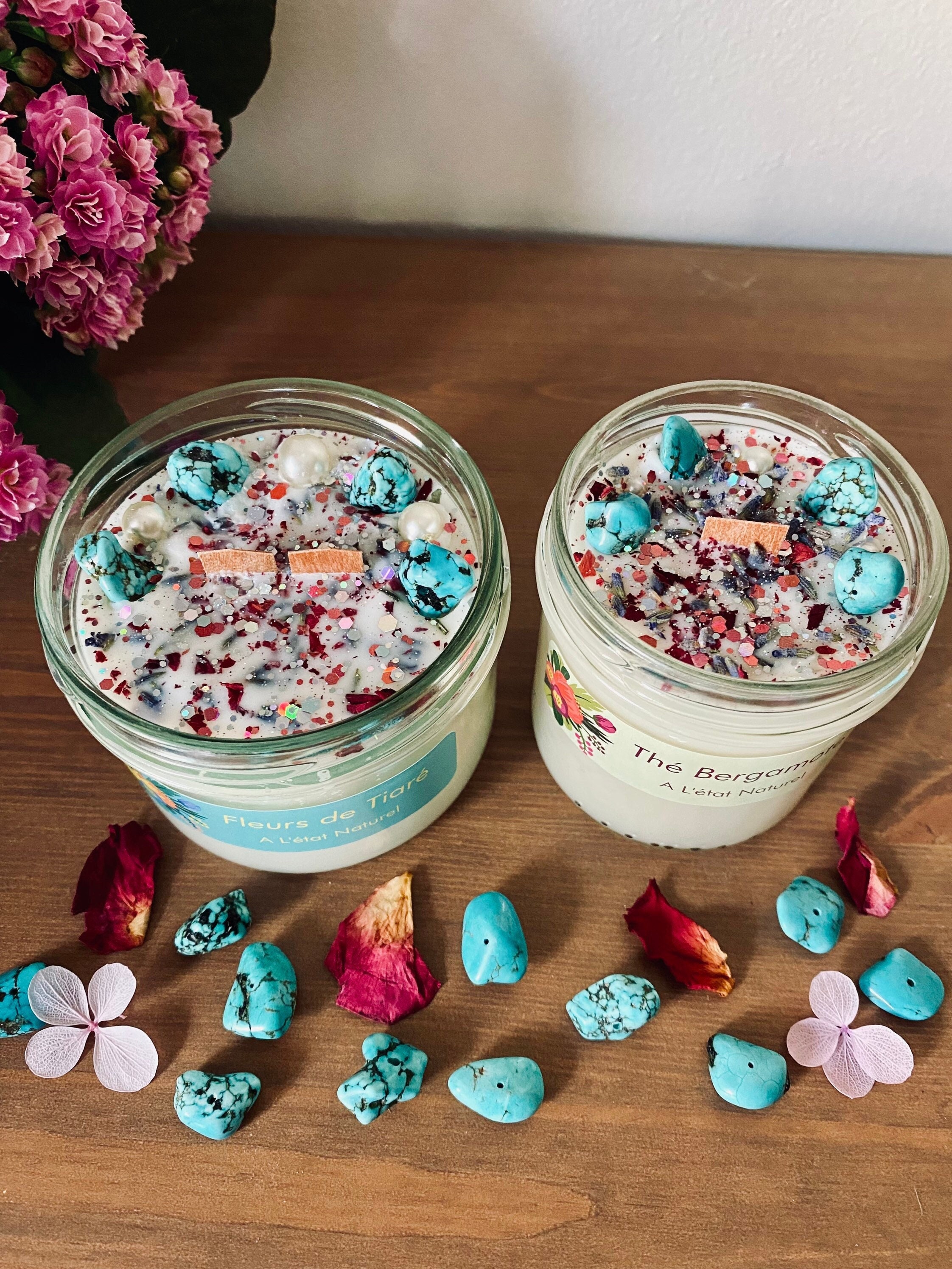 Bougie Joie de Vivre & Optimisme, Turquoise, Fleurs Séchées, Perles