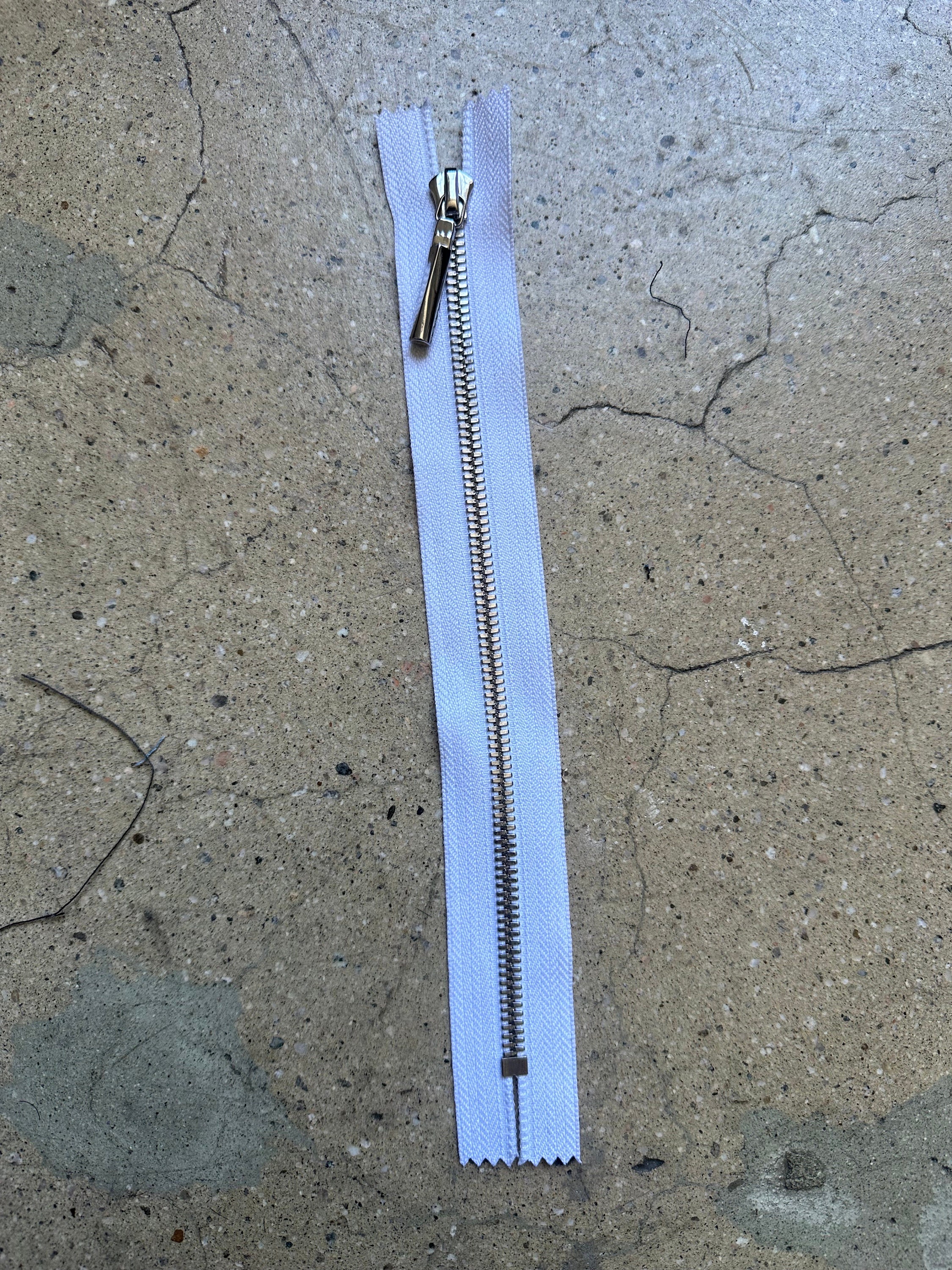 G2 Luxury Zipper White With Antique Nickle 9.25” Size 5 - Etsy