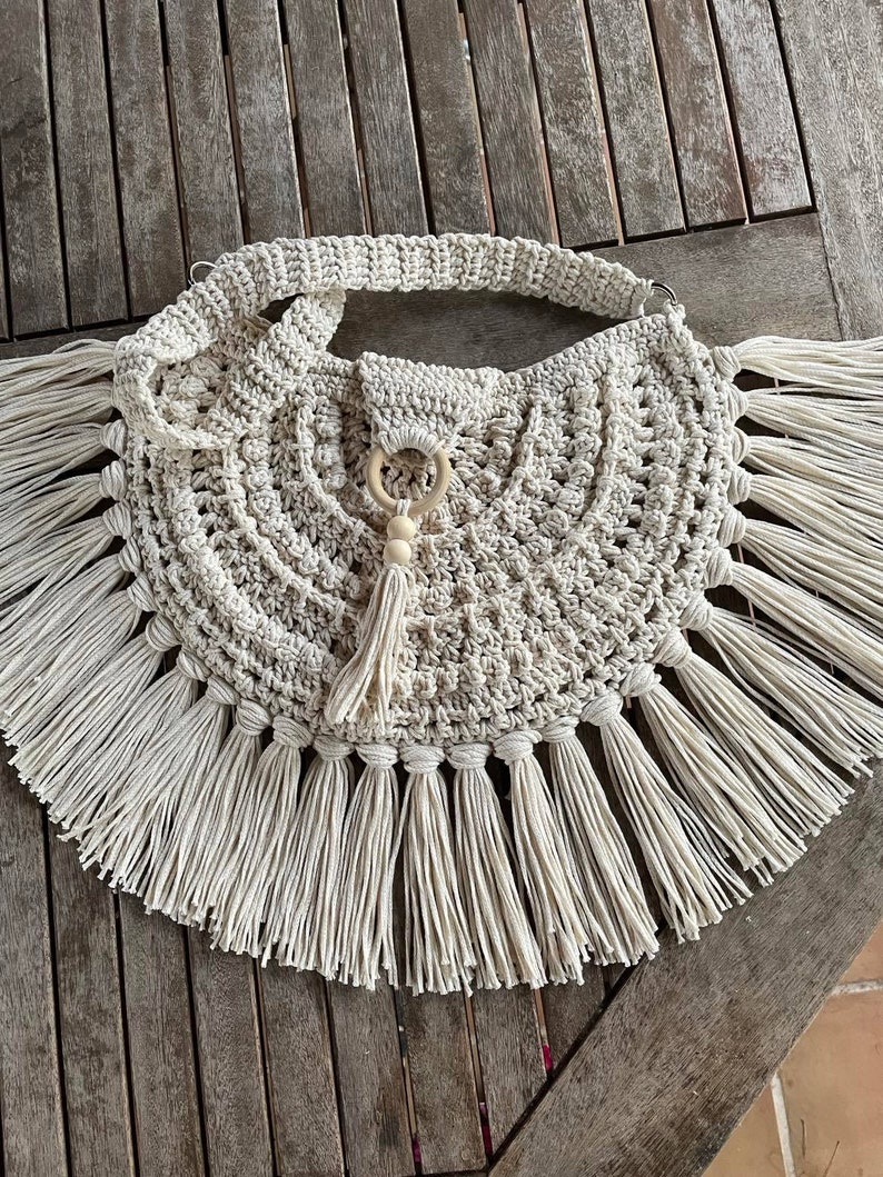 Sac fait main crochet à franges pour l'été boho chic image 5