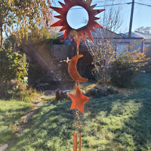 Carillon éolien soleil, lune, étoile en cuivre