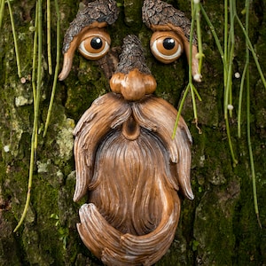 Tree Face Garden Decor – Tree Hugger Bird Feeder – gift for dad  house warming gift- Outdoor decoration- yard art- Garden ornament