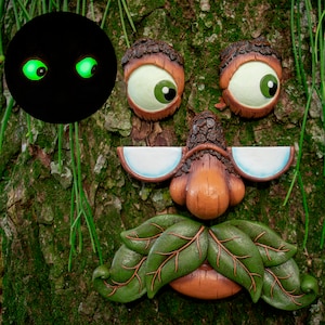 Tree Faces – Decoração de jardim Tree Hugger Yard Art – Rosto de árvore exclusivo que brilha no escuro para ambientes externos e internos – Old Man Tree Art