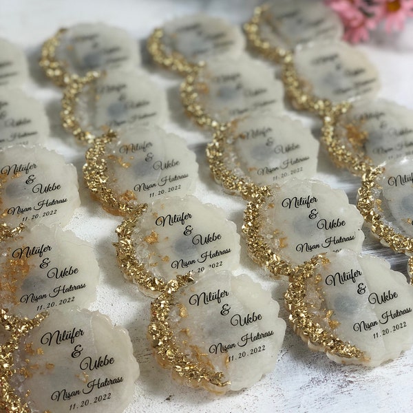 Wedding Party Favors for Guests, Baby Shower Favors, Birthday Magnet Gift, Resin Magnet, Epoxy Magnet Favors, Rustic Bridal Shower Favors