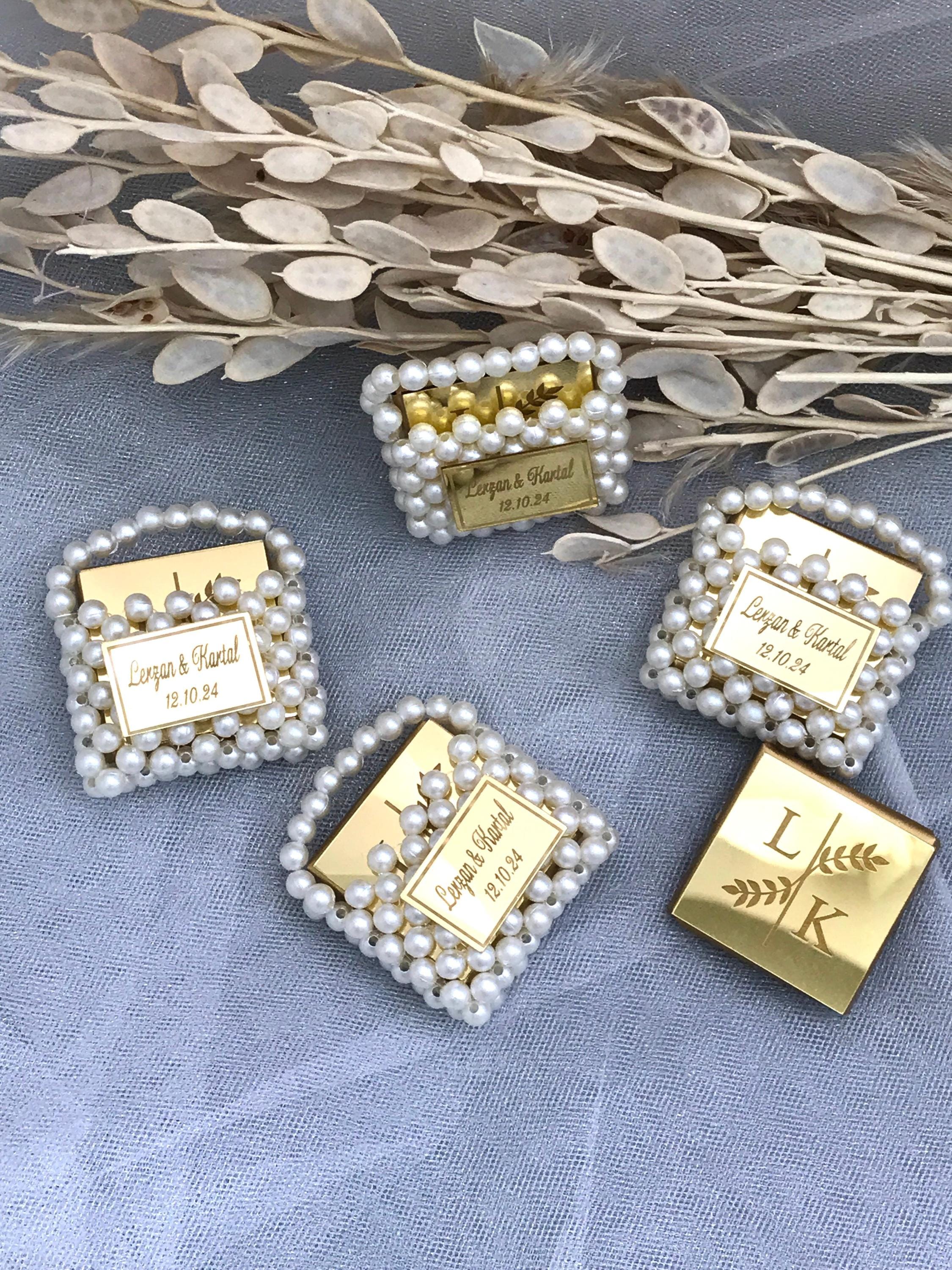Mini Pearl Bag With Chocolates as a Gift for Guests,  Wedding Favors, Personalized Community Gift, Party Gifts in Bulk, Thank you Favors