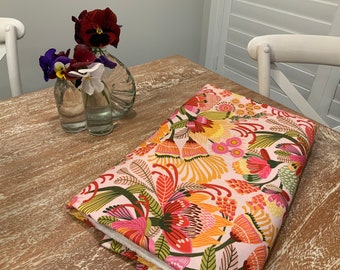 Tablecloth 100% cotton Kirsten Katz Protea Pink