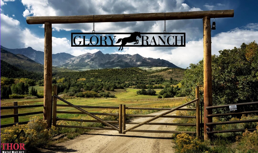 Metal Farm Ranch Sign With Horse Decor, Personalized Farm Entrance or ...