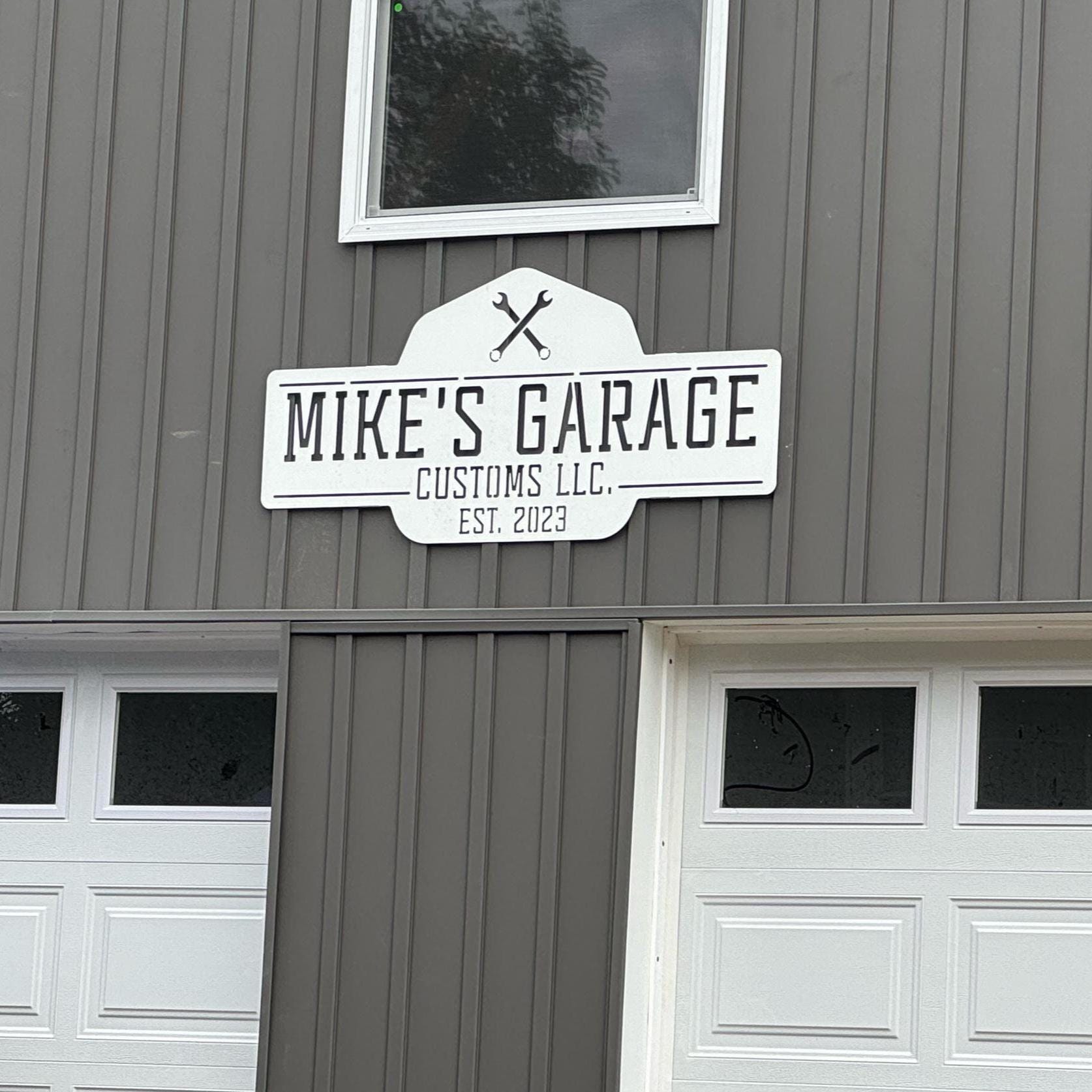 ☆ T·T Free Name Garage Personalized Garage Name Sign, Metal Workshop Decor, Fathers Day