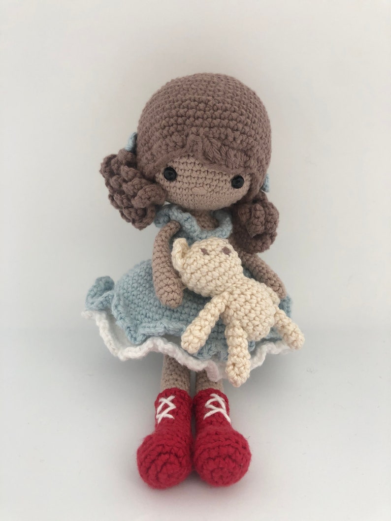 Noemi Doll, Crochet / Amigurumi Doll / Handmade Doll, Dolls for Girls