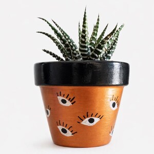 Ojos Pequeños | Jarrón simbólico | Minimaceta simbólica pintada a mano | 7 cm | Shesamne Art | Idea de regalo con significado