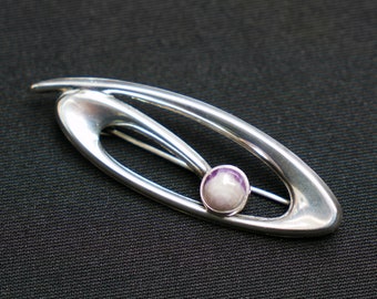 Modernist Silver brooch with Amethyst stone - Turun Hopea, Finland (Circa 1960s)