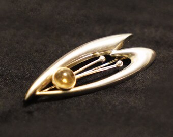 Modernist Silver & Smoked Quartz Brooch/Pendant, Kultaseppä Salovaara, Turku, Finland (Circa 1966)