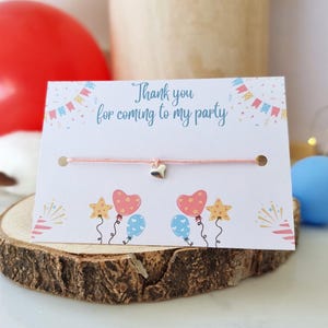Personalisierte Danke für Ihren Besuch zu meiner Party Taschenfüller, Blumengirlanden-Themakarte mit Bettelarmband, Geburtstags-Freundschaftsarmband 004