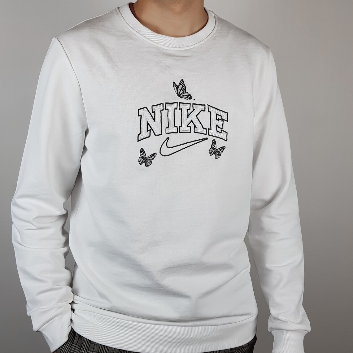 Custom Embroidered Crewneck Vintage logo Personalized Etsy