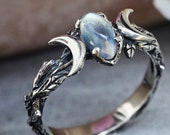 Vintage Retro Style Silver leaf Ring With Natural Moonstone TripleMoon Moon Phase Ring