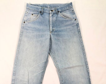 Vintage Lee Jeans Lee Light Washed Jeans  Faded Blue Denim Talon Zipper Men Jean  Lee Rider waist 28