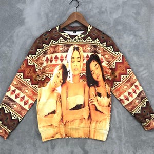 TLC American Girl Group Album Cover Crewneck Sweatshirt Small / Album Cover / R&B/ Pop/ Hip hop/ Singer/ Photo Tee/ Music/ Band tee/Size S