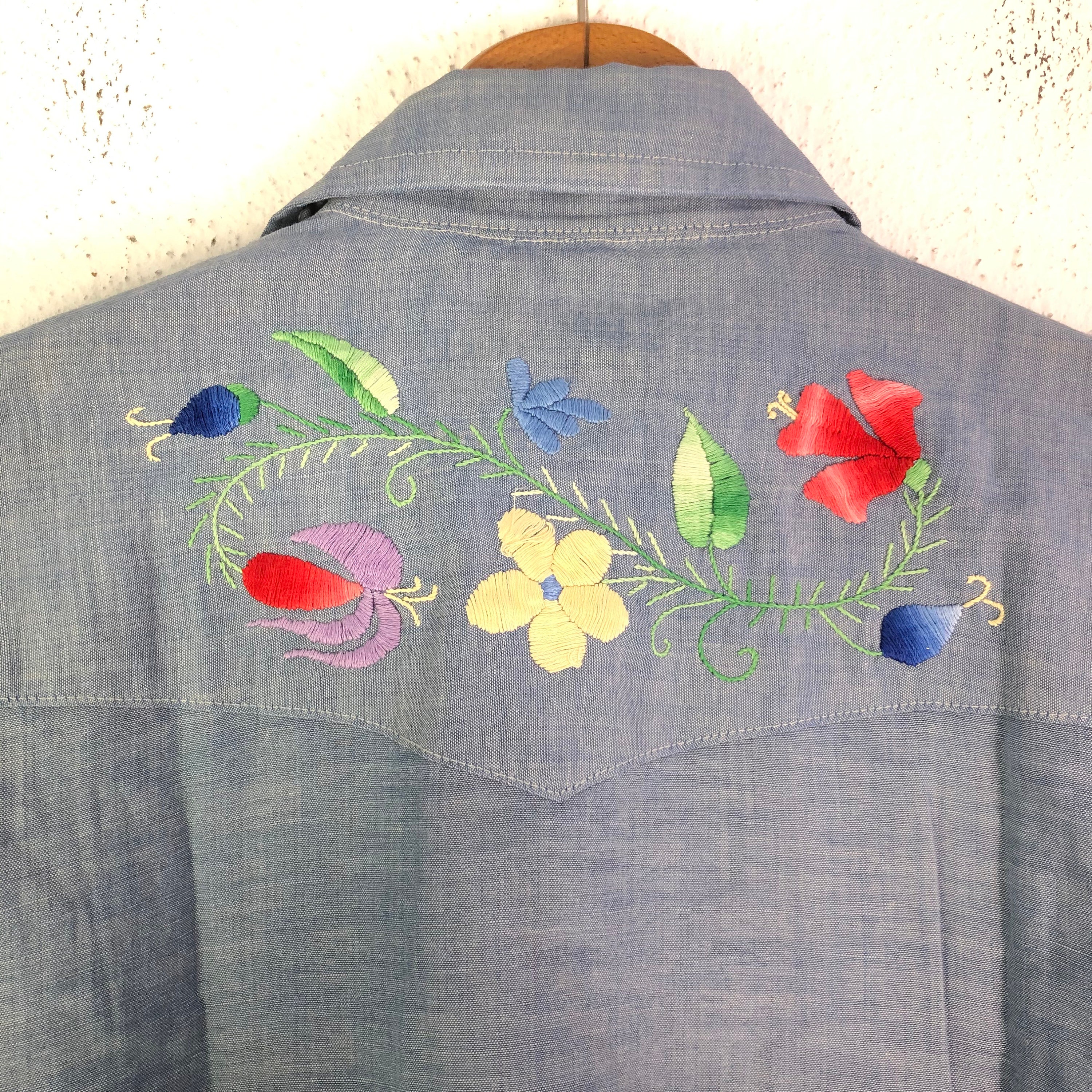 Vintage Flowers Embroidery Western Shirt Blue Button up
