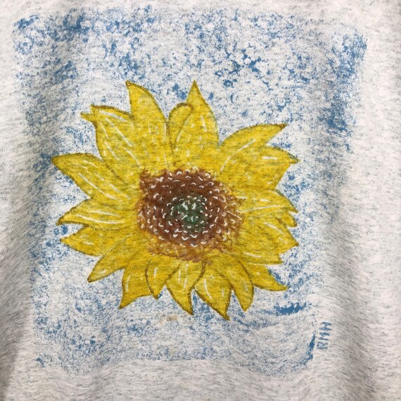 90s frui of the loom sunflower college Vintage 90s sunflowers tee, Brand is Fruit of the