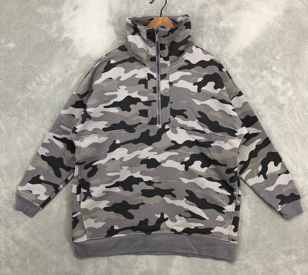 Vintage Old Navy Camo Sweatshirt Half Zipper Camoflage Pullover