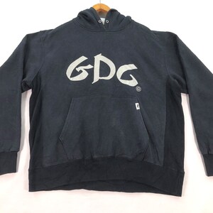 ★ PRENDA★ 97 PDC LACE BUTTON HOODIE BLACK PRTVSUHD11WC6 Rave On Time - Black Hoodie | Everpress