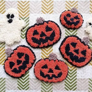Coaster, Mug Rug, Punch Needle Coaster, Halloween Coaster, Pumpkin and Ghost Coaster