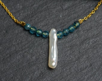 White baroque pearl and blue topaz necklace | December Birthstone| 14k gold vermeil | Precious stone |Choker necklace| Unique