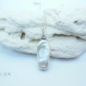 Sterling silver white baroque pearl necklace| White rectangle pearl necklace| Choker necklace| Cultured pearl necklace | Unique necklace