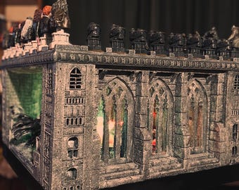 Scacchiera di Harry Potter realizzata su ordinazione / Edizione da collezione fatta a mano con diorama a LED / Commissione fantasy personalizzata