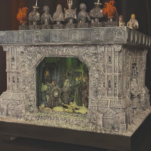 Juego de ajedrez artesanal de El Señor de los Anillos – Diorama iluminado con luces LED