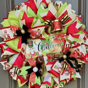 Christmas Wreath, Nutcracker Wreath, Nutcracker Welcome Christmas Wreath, The Nutcracker Holiday Door, Indoor Outdoor Decor, Gift for her