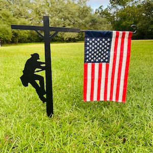 Lineman Garden Flag Holder