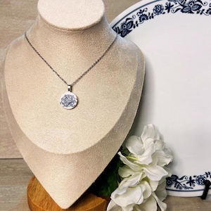 Old Town Blue Corelle broken china dish custom jewelry stainless steel Necklace