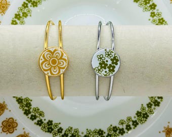 Corelle Crazy Daisy Bracelet: Upcycled Vintage China Jewelry